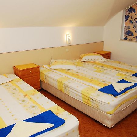 Guest House Markovi Ravda Bilik gambar