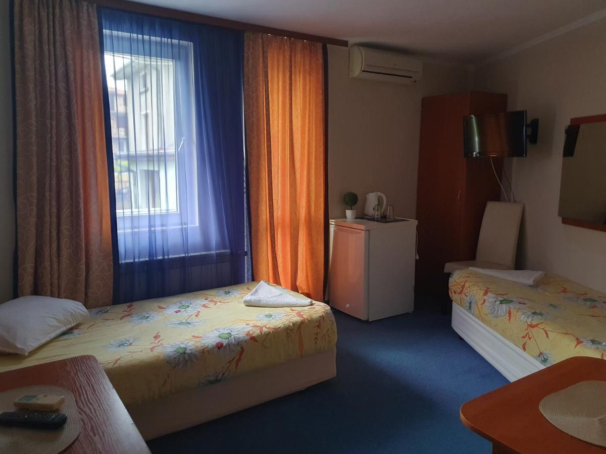 Guest House Markovi Ravda Luaran gambar