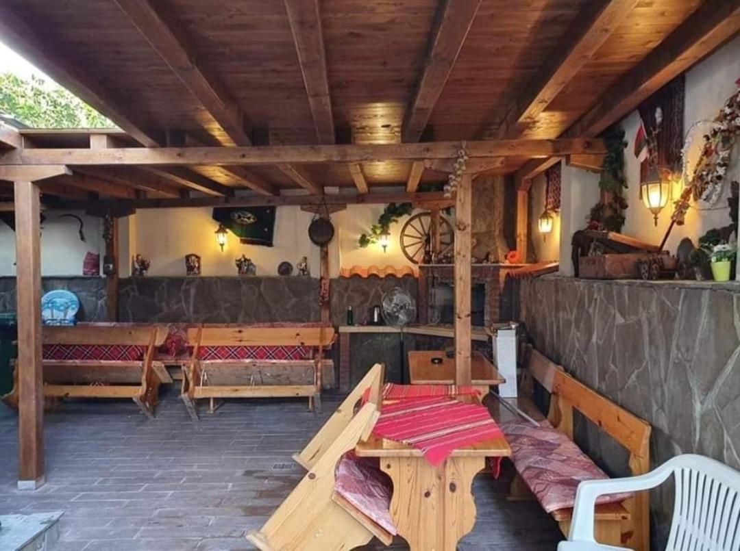 Guest House Markovi Ravda Luaran gambar