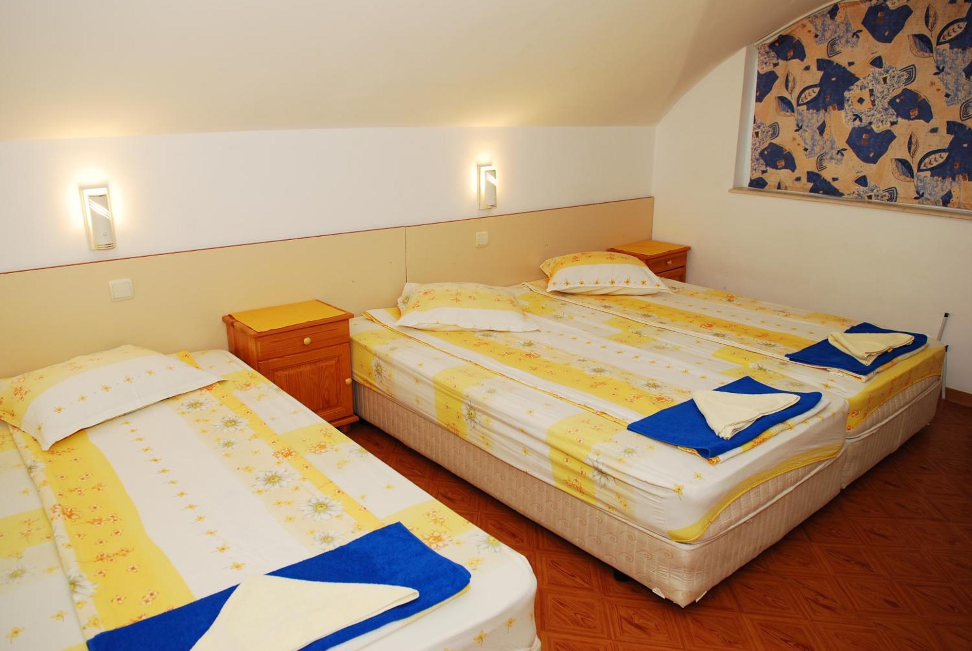 Guest House Markovi Ravda Bilik gambar