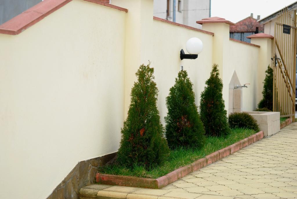 Guest House Markovi Ravda Luaran gambar