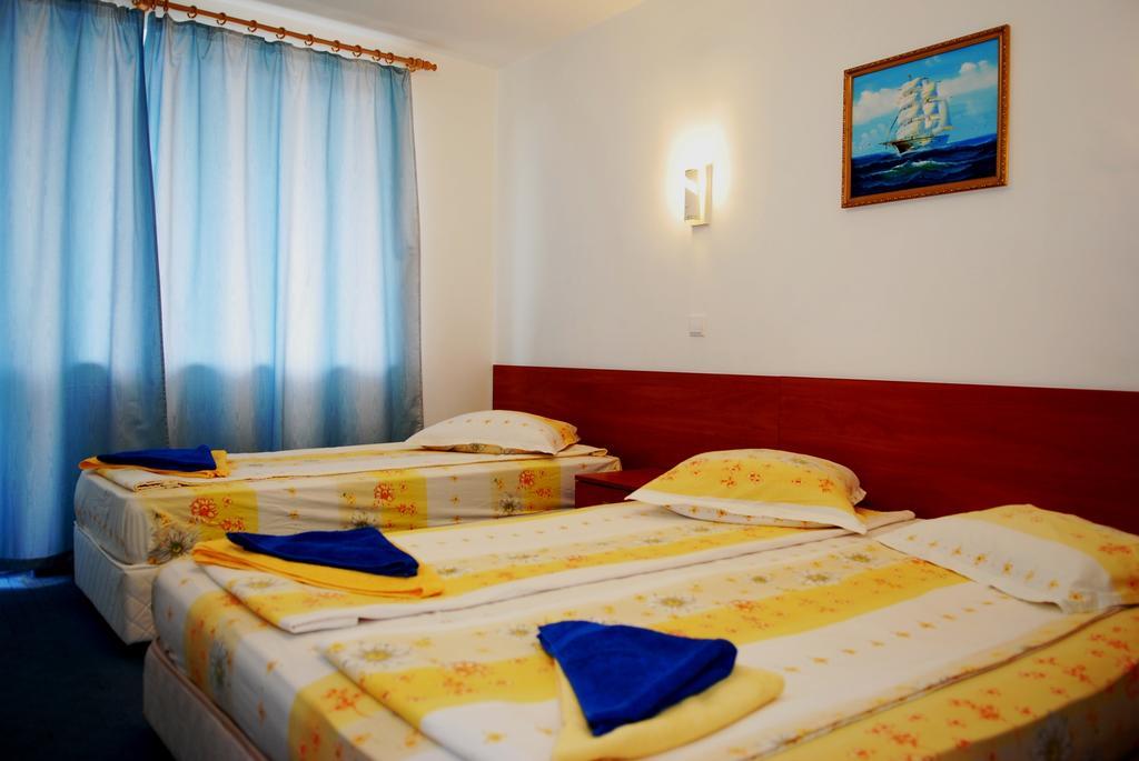 Guest House Markovi Ravda Luaran gambar