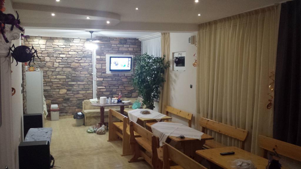 Guest House Markovi Ravda Luaran gambar