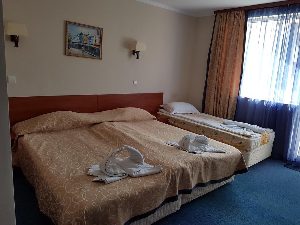 Guest House Markovi Ravda Luaran gambar