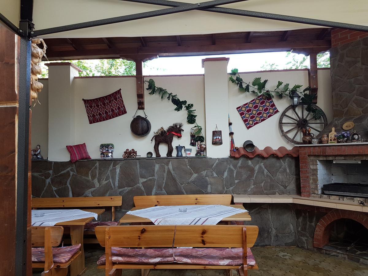 Guest House Markovi Ravda Luaran gambar