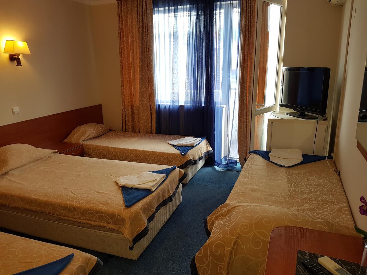 Guest House Markovi Ravda Luaran gambar