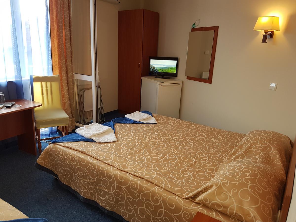 Guest House Markovi Ravda Luaran gambar