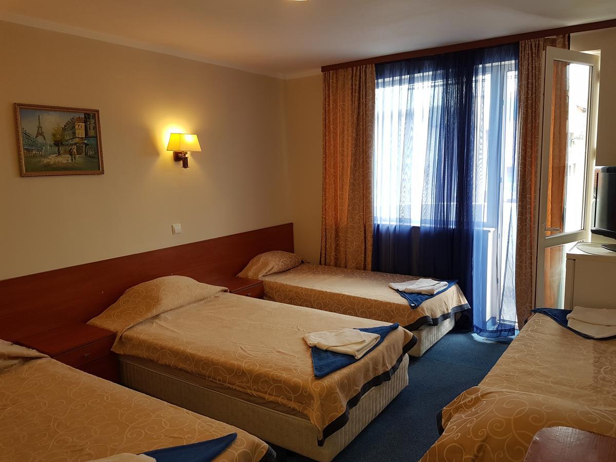 Guest House Markovi Ravda Luaran gambar