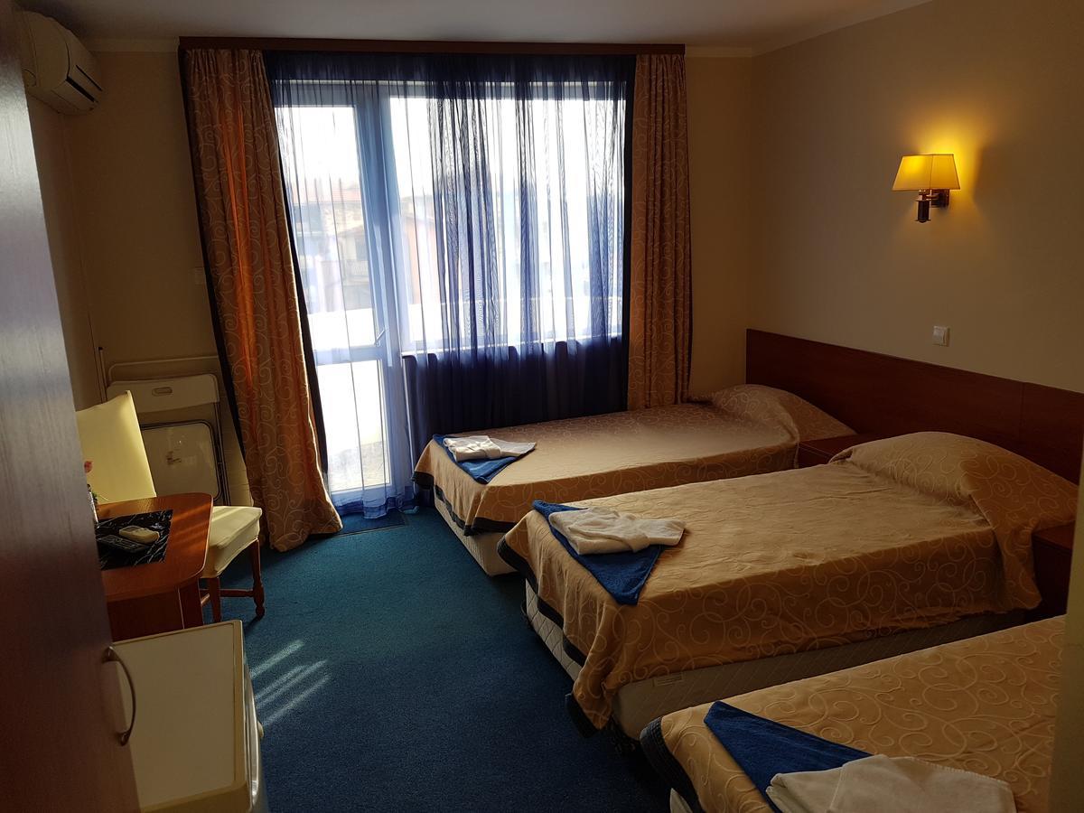 Guest House Markovi Ravda Luaran gambar