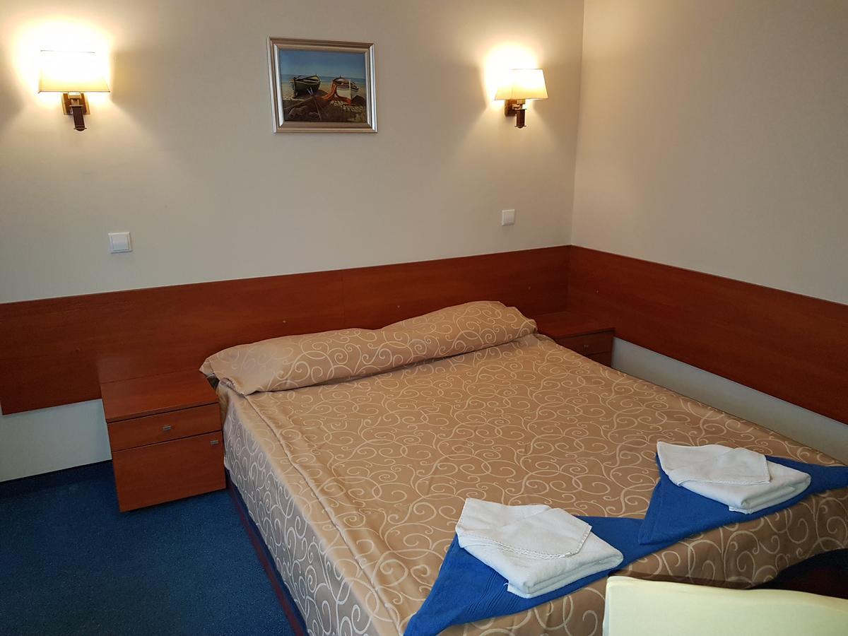 Guest House Markovi Ravda Luaran gambar